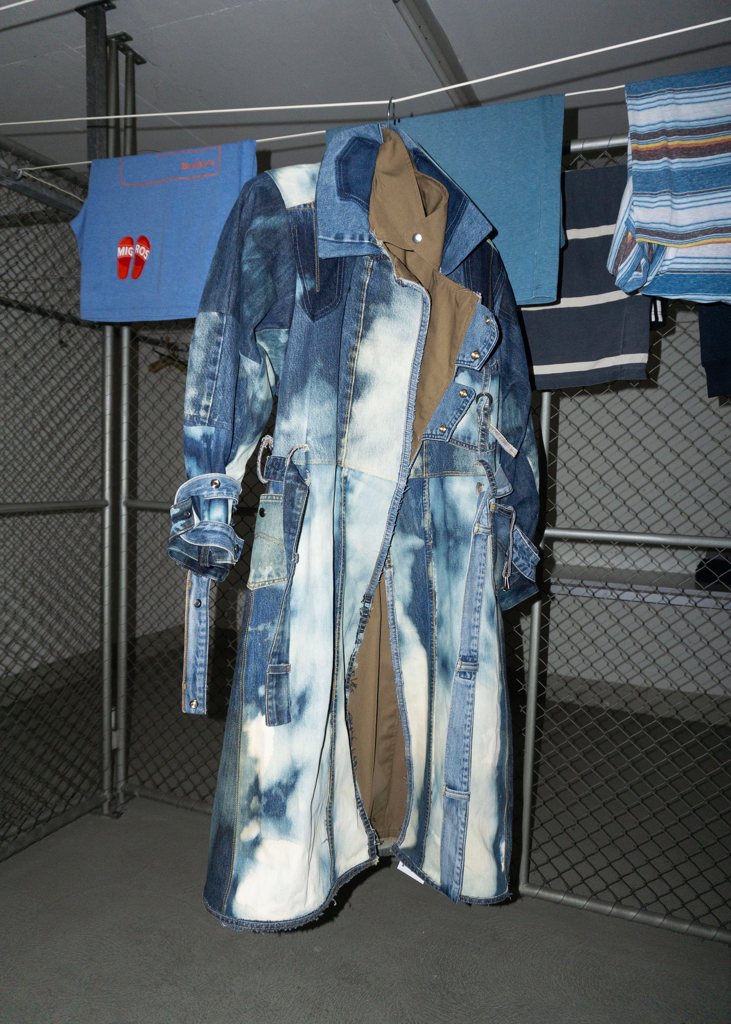JEANS TRENCHCOAT